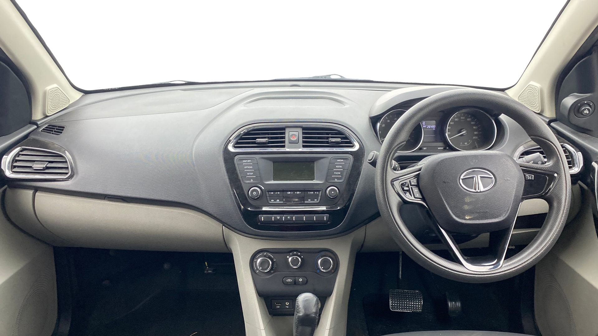 View 2018 Tata Tiago Revotorq XB Image 15 Used 2018 Tata Tiago Revotorq XB Image 15