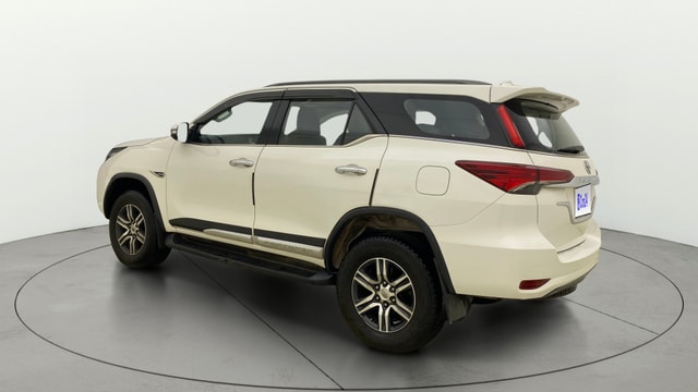 View Toyota Fortuner Image 2 Used Toyota Fortuner Image 2