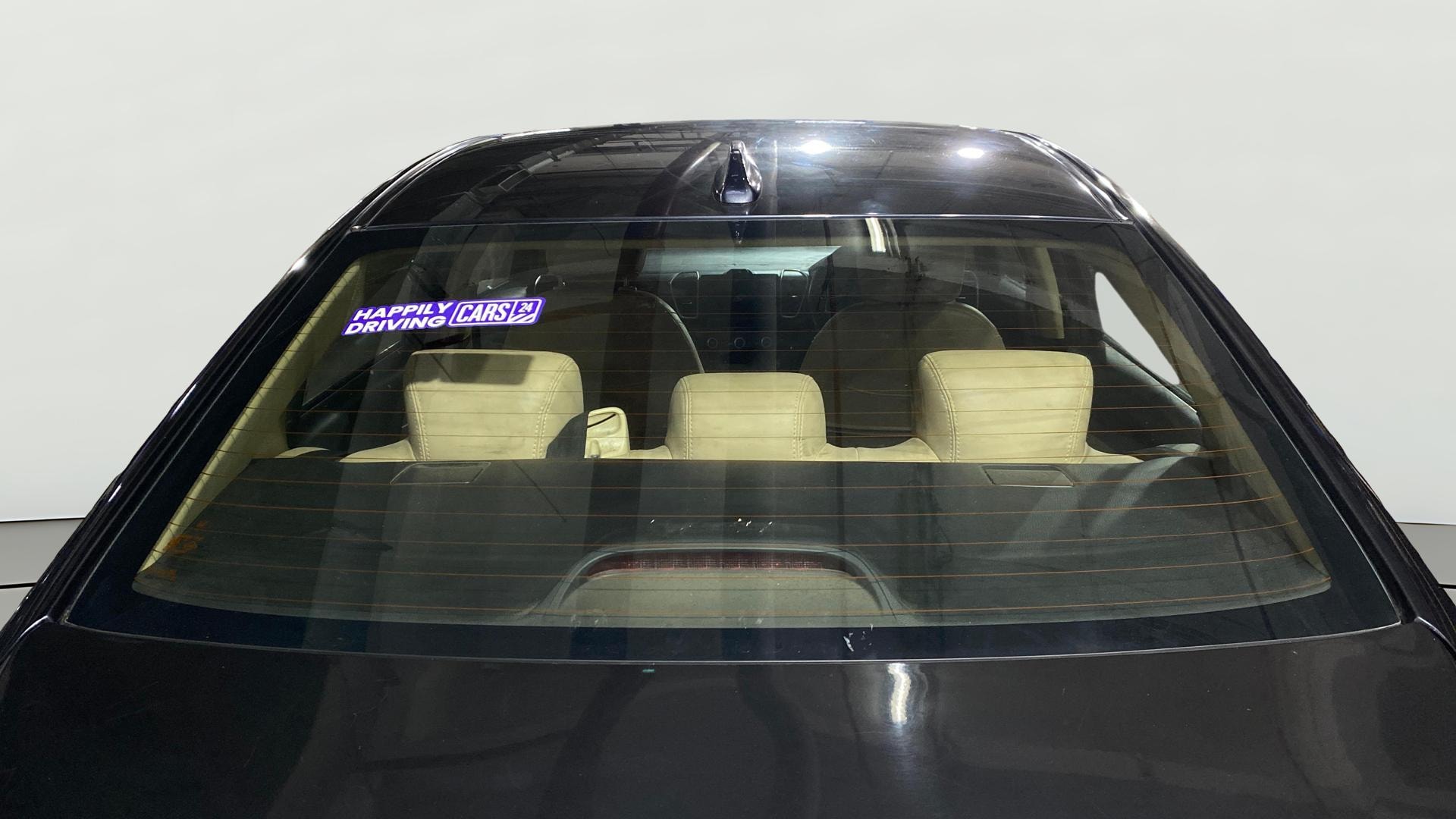 View 2023 Honda City ZX MT Diesel Anniversary Edition Image 5 Used 2023 Honda City ZX MT Diesel Anniversary Edition Image 5