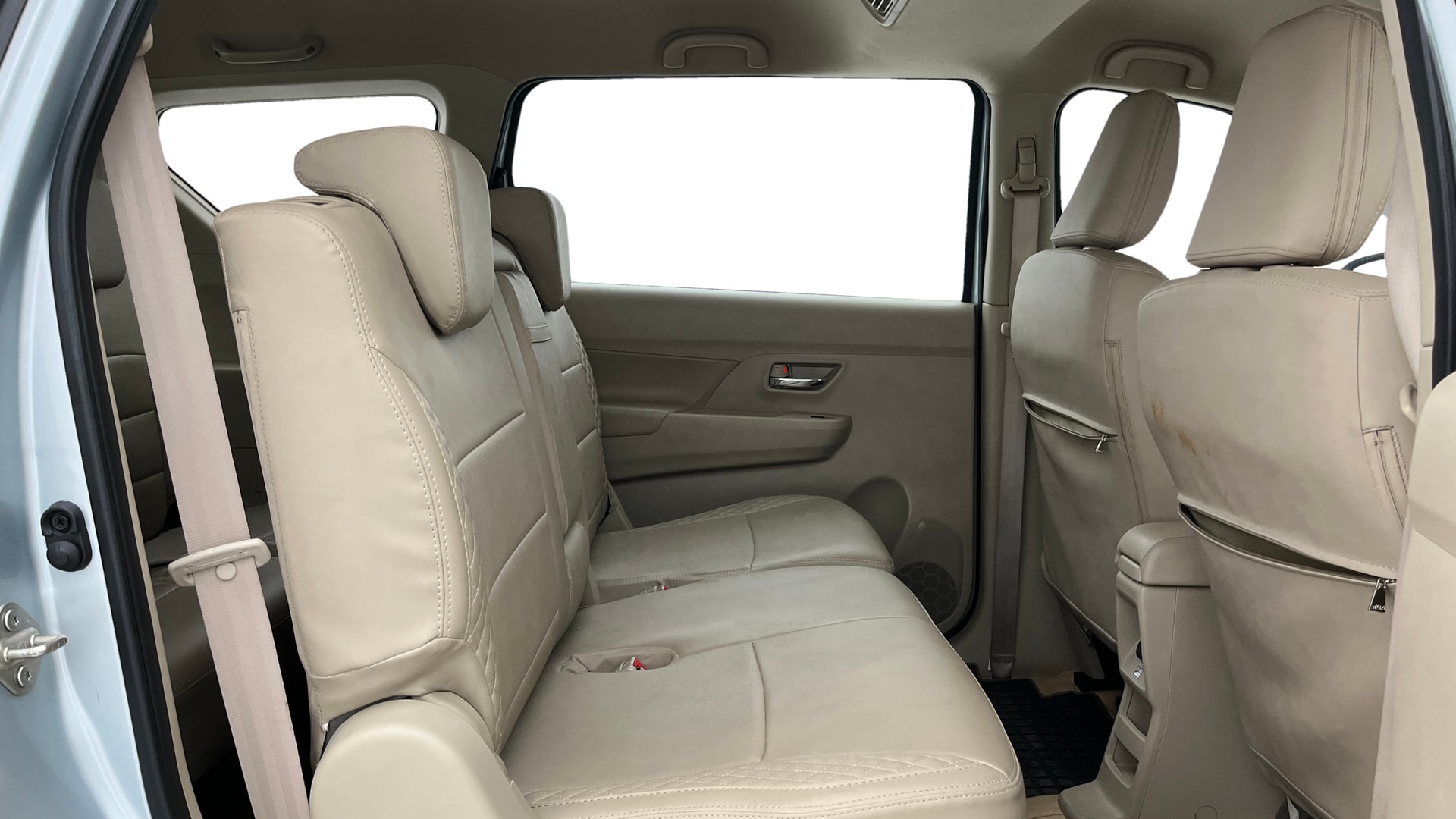 View 2022 Maruti Suzuki 1000 Base Variant Image 29 Used 2022 Maruti Suzuki 1000 Base Variant Image 29