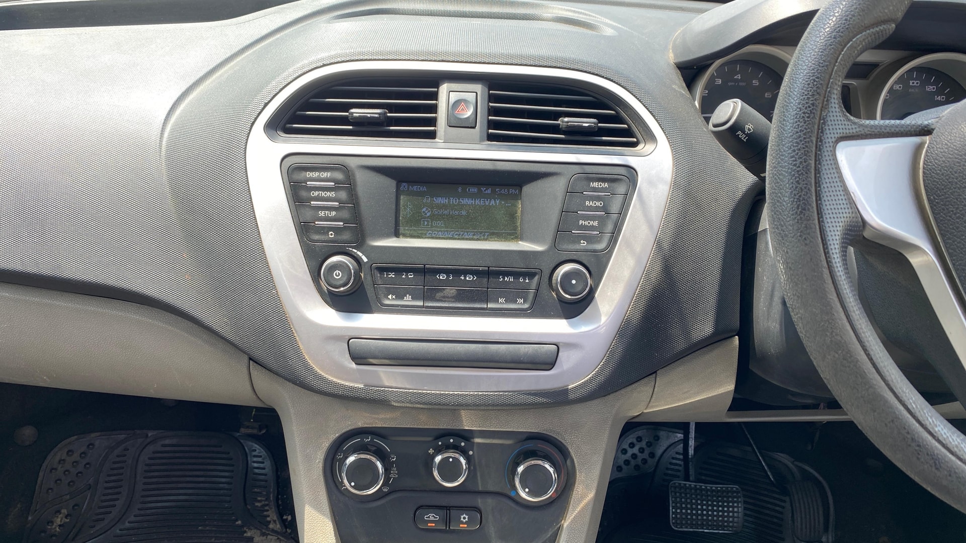 View 2018 Tata Tiago Revotorq XB Image 17 Used 2018 Tata Tiago Revotorq XB Image 17