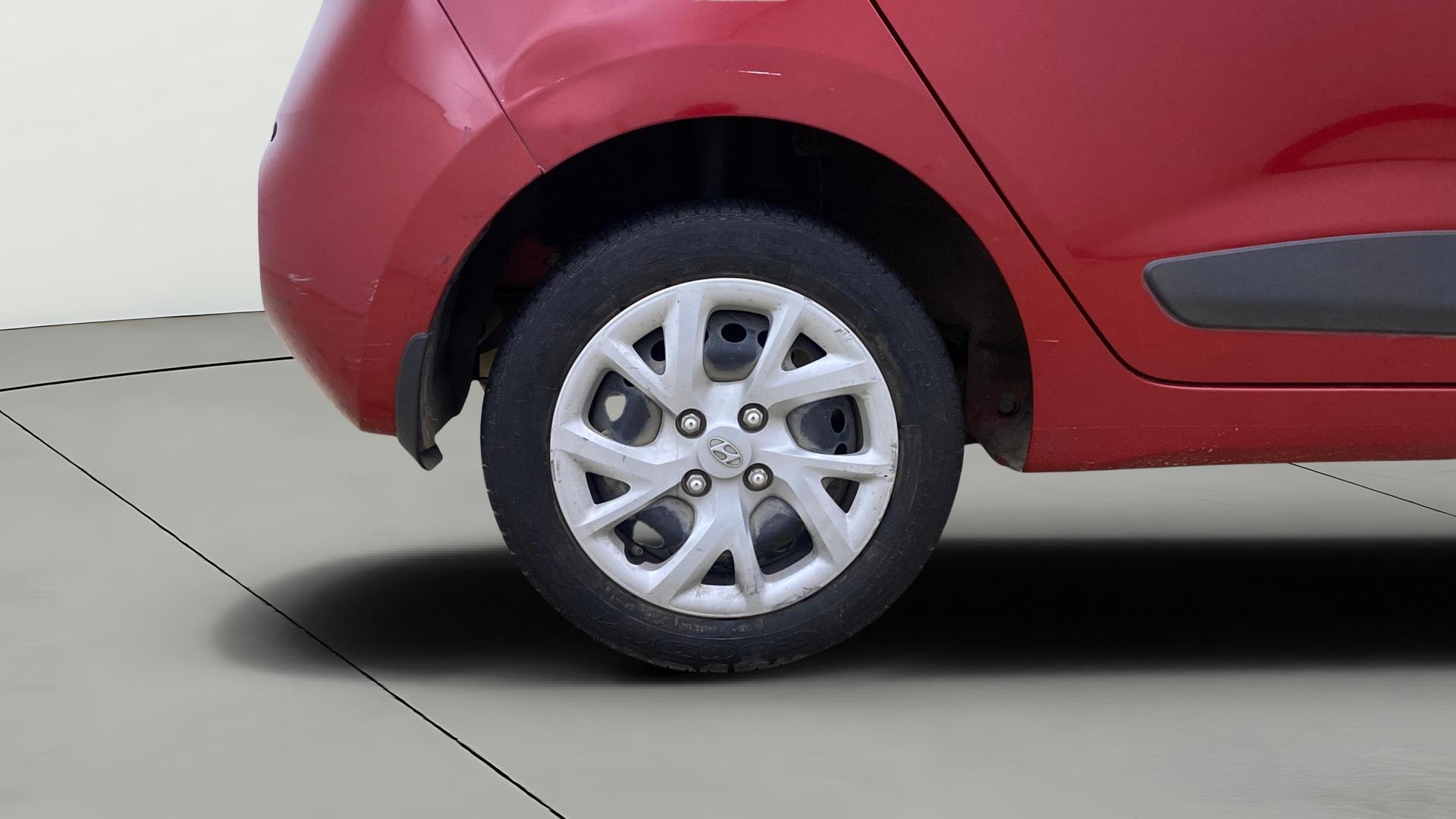 View 2019 Hyundai Grand i10 1.2 Magna Petrol AT Image 23 Used 2019 Hyundai Grand i10 1.2 Magna Petrol AT Image 23