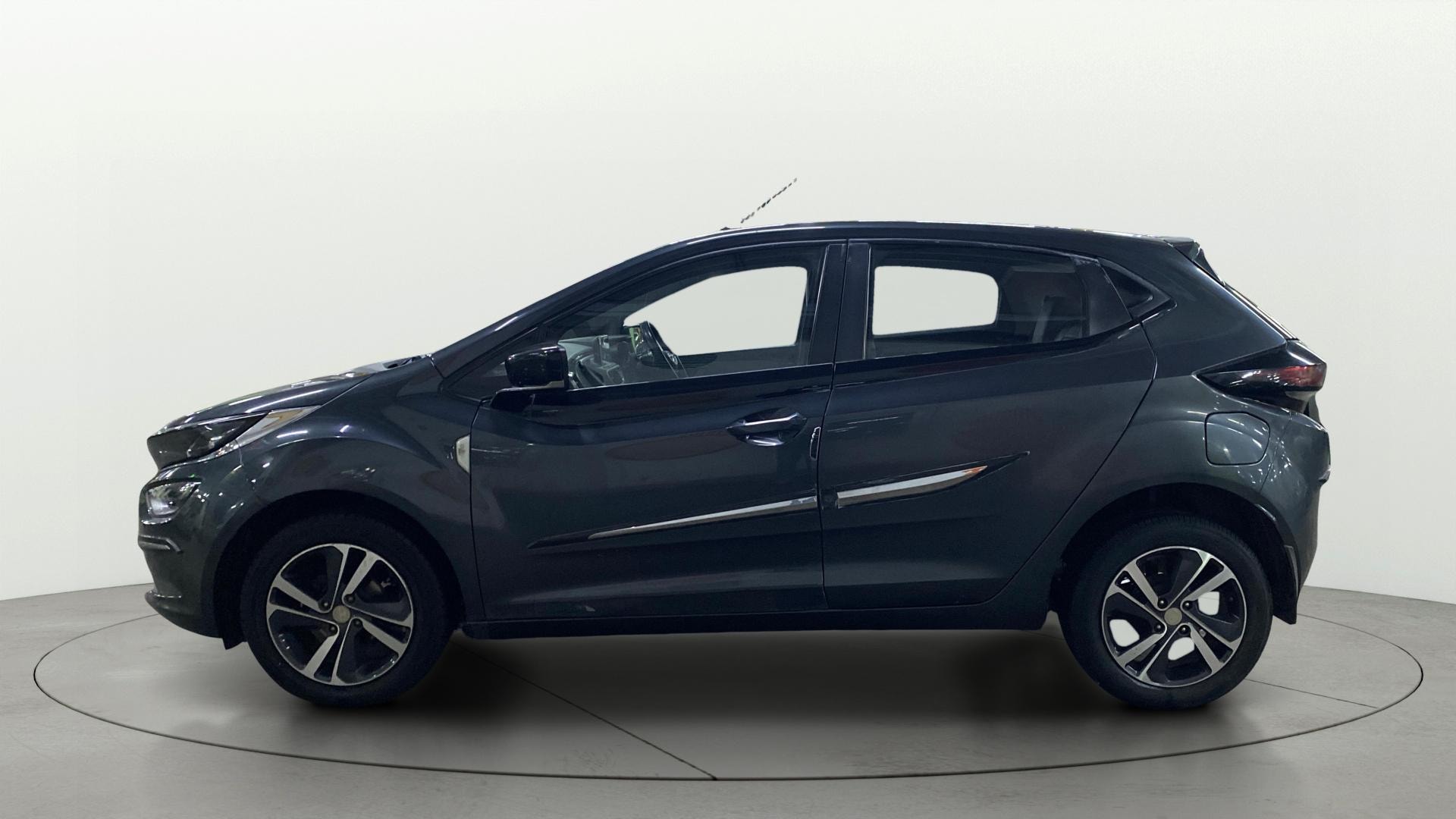 View 2020 Tata Altroz XZ Petrol Image 6 Used 2020 Tata Altroz XZ Petrol Image 6