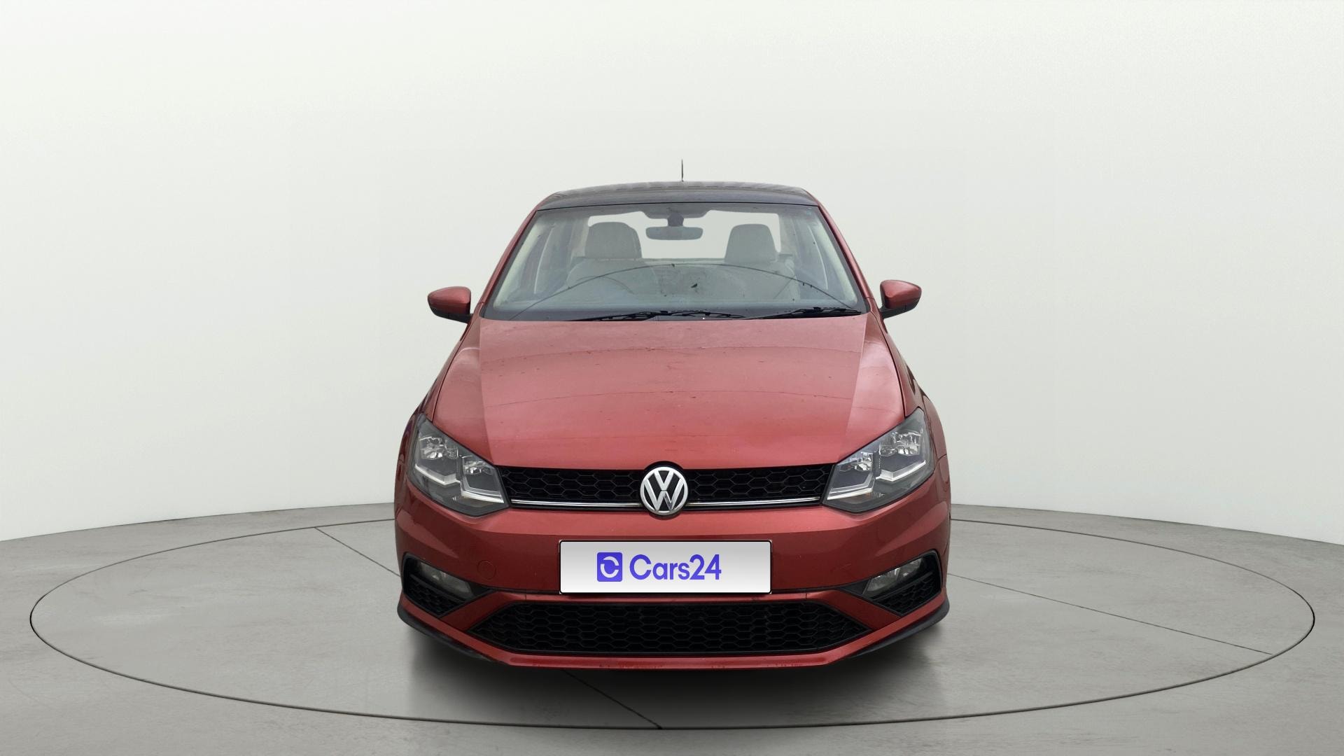 View 2019 Volkswagen Vento 1.2 L TSI Comfortline Petrol AT Image 1 Used 2019 Volkswagen Vento 1.2 L TSI Comfortline Petrol AT Image 1