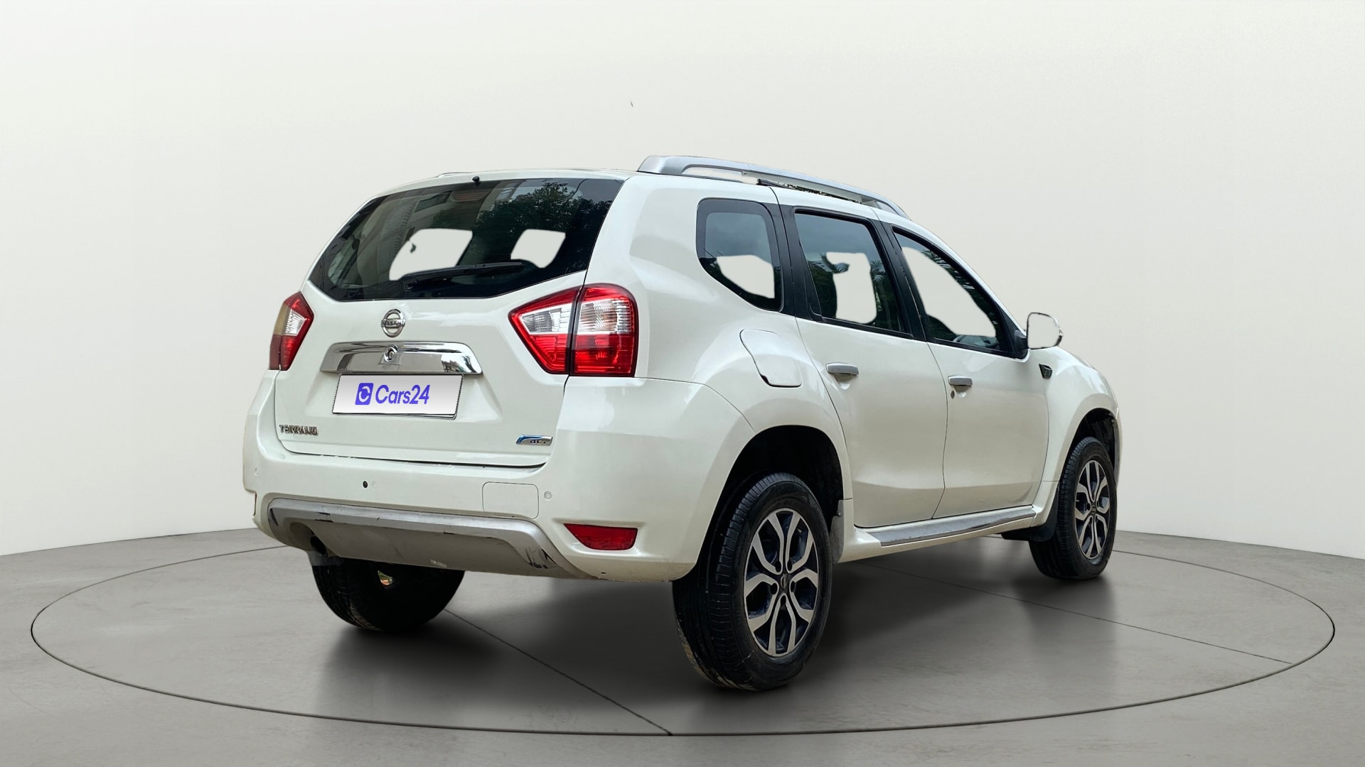 View 2017 Nissan Terrano XV D PRE 110 PS AMT Image 43 Used 2017 Nissan Terrano XV D PRE 110 PS AMT Image 43