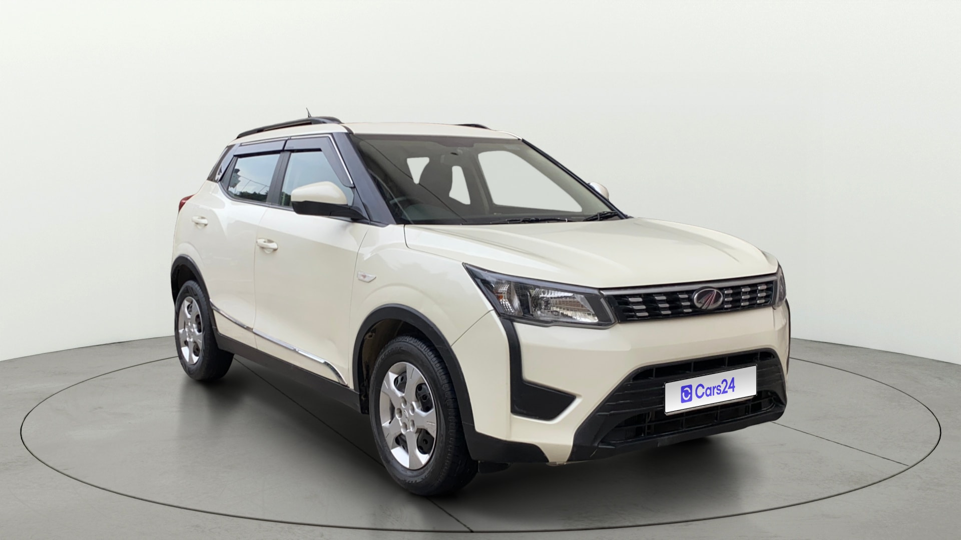 Used 2022 Mahindra XUV300 Used 2022 Mahindra XUV300