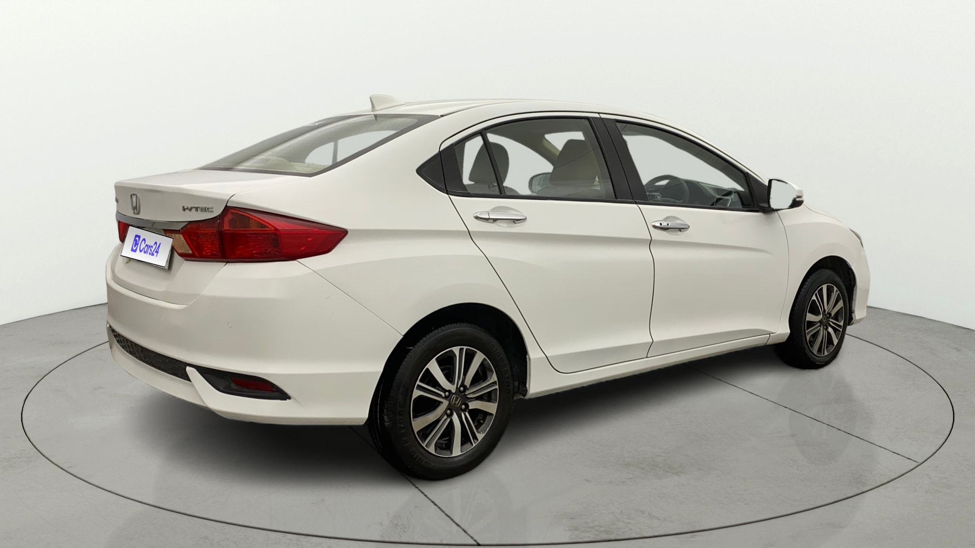 View 2019 Honda City ZX MT Diesel Anniversary Edition Image 45 Used 2019 Honda City ZX MT Diesel Anniversary Edition Image 45