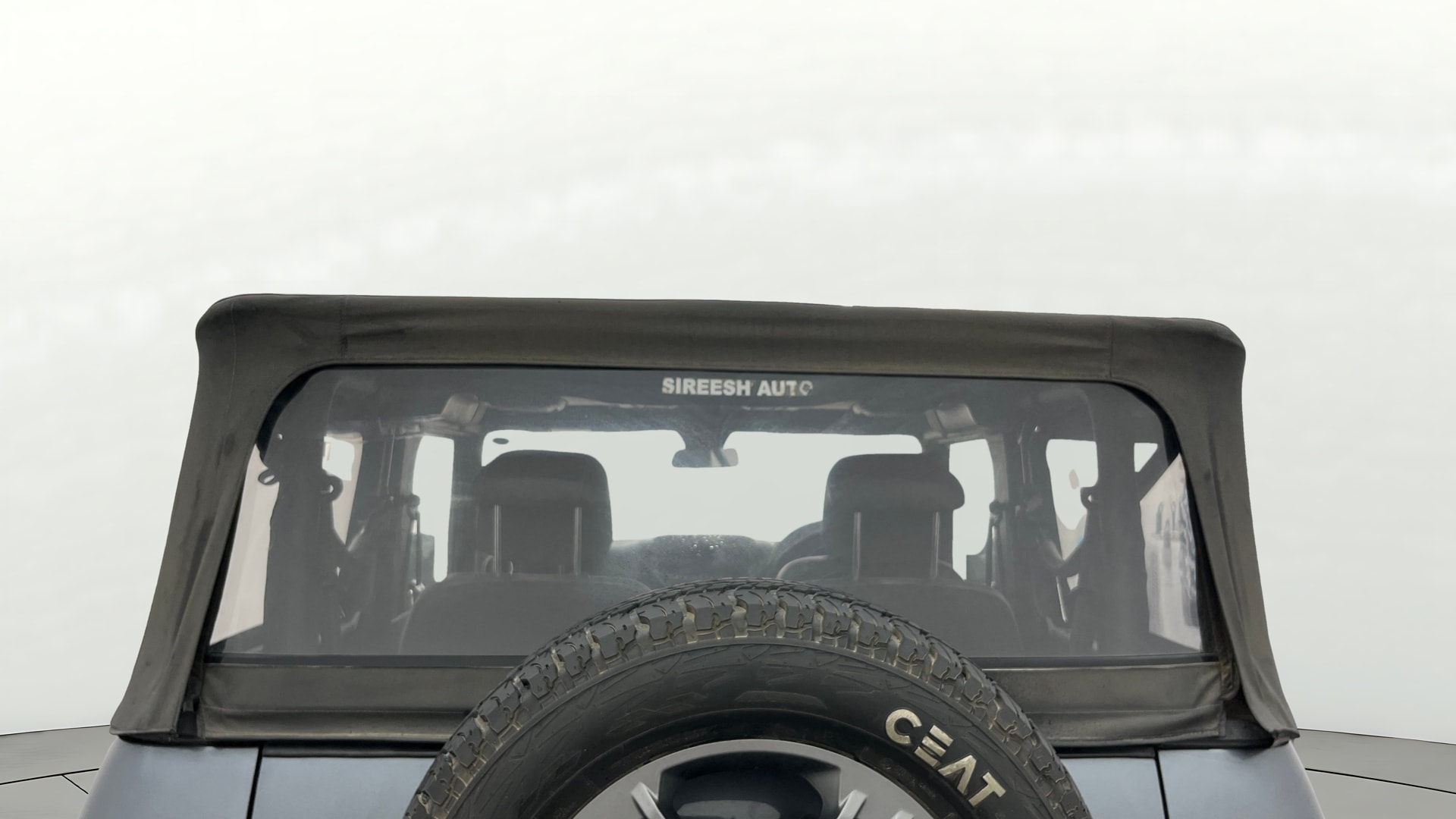 View 2022 Mahindra Thar AX Standard Manual Soft Top 6 Seater Image 5 Used 2022 Mahindra Thar AX Standard Manual Soft Top 6 Seater Image 5