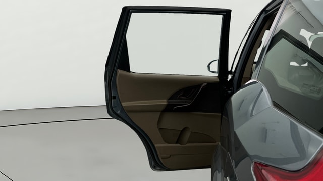 View Mahindra XUV500 Image 23 Used Mahindra XUV500 Image 23