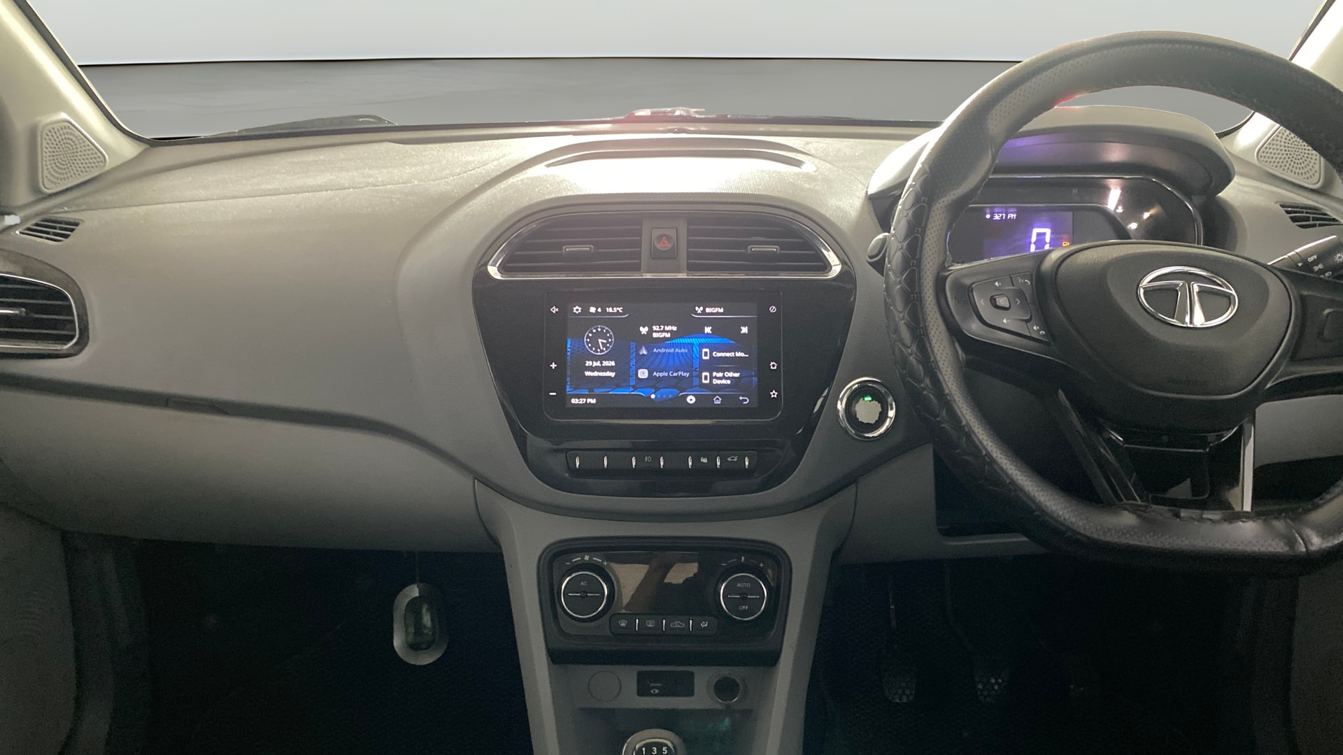 View 2020 Tata Tigor XE Diesel Image 17 Used 2020 Tata Tigor XE Diesel Image 17