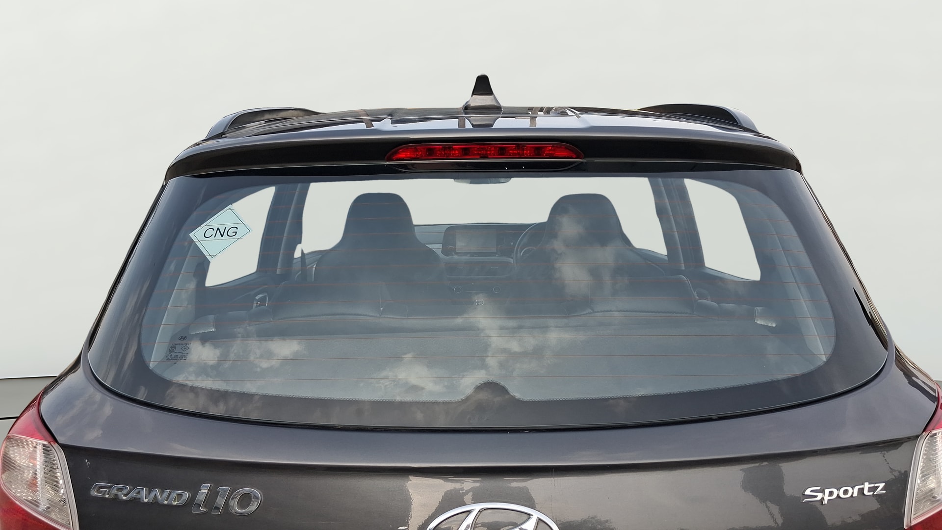 View 2022 Hyundai Grand i10 Nios Sportz CNG Image 4 Used 2022 Hyundai Grand i10 Nios Sportz CNG Image 4