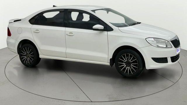 View Skoda Rapid Image 21 Used Skoda Rapid Image 21