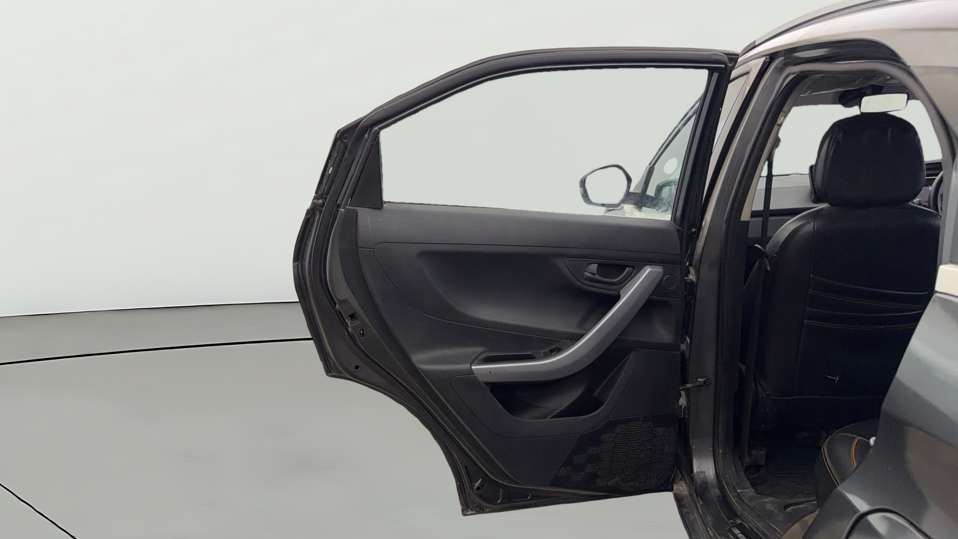 View 2021 Tata Nexon Revotron XE Image 22 Used 2021 Tata Nexon Revotron XE Image 22