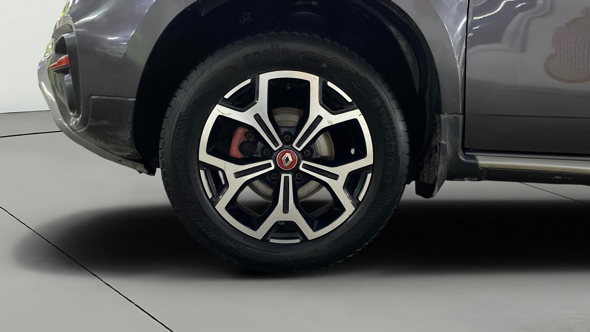 View 2021 Renault Duster 1.3L Turbo Petrol RXZ CVT Image 35 Used 2021 Renault Duster 1.3L Turbo Petrol RXZ CVT Image 35