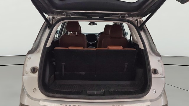 View MG Hector Plus Image 43 Used MG Hector Plus Image 43