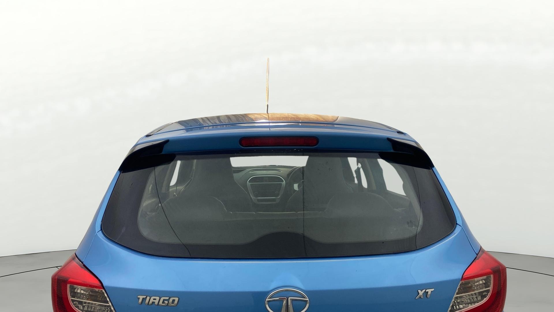 View 2016 Tata Tiago Revotorq XB Image 4 Used 2016 Tata Tiago Revotorq XB Image 4