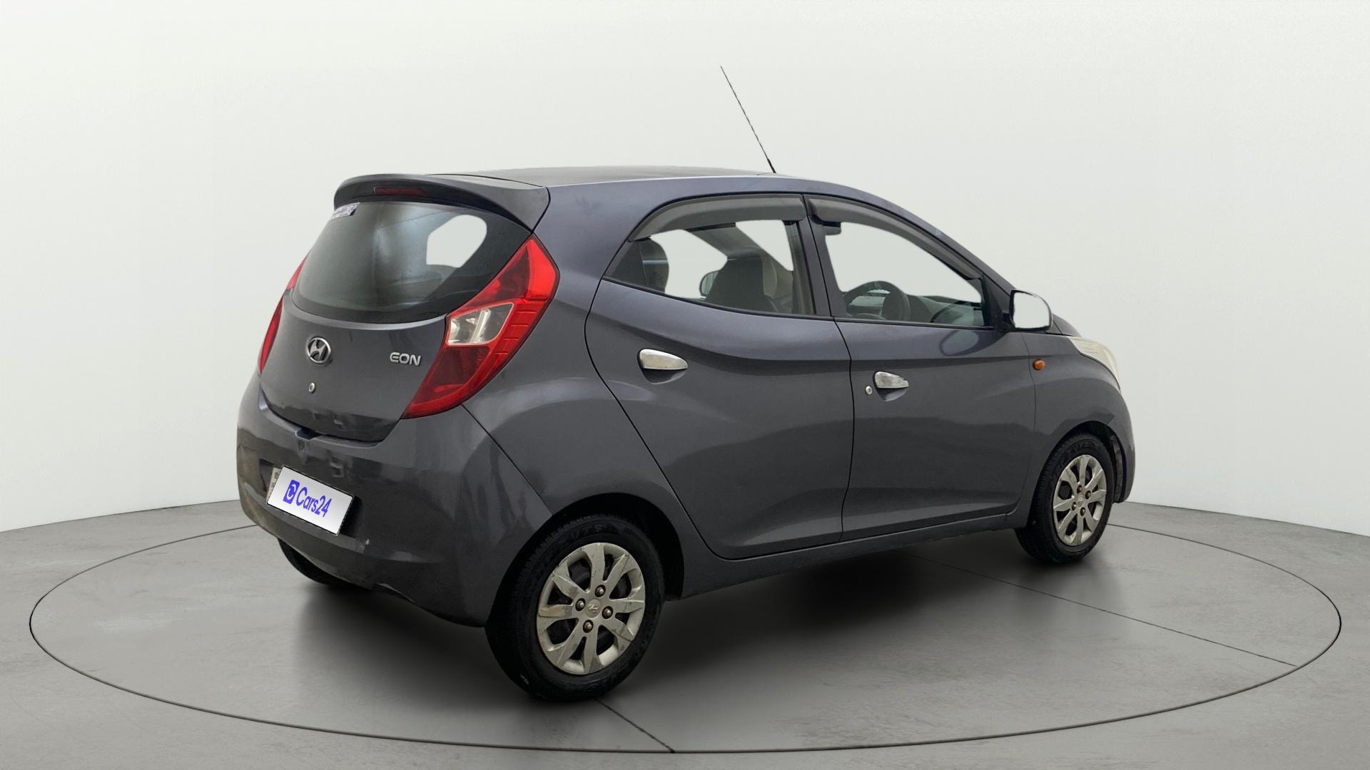 View 2018 Hyundai EON Sportz Image 41 Used 2018 Hyundai EON Sportz Image 41