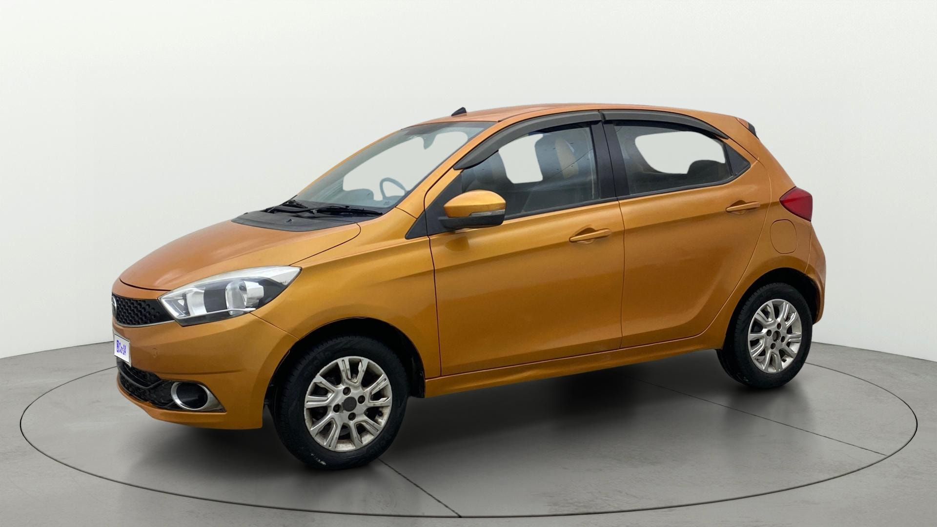View 2016 Tata Tiago Revotorq XB Image 34 Used 2016 Tata Tiago Revotorq XB Image 34