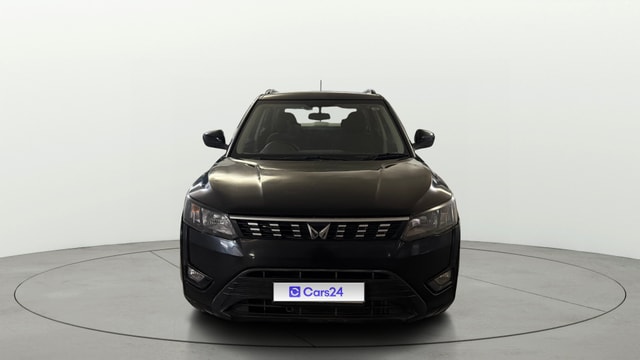 View Mahindra XUV300 Image 1 Used Mahindra XUV300 Image 1