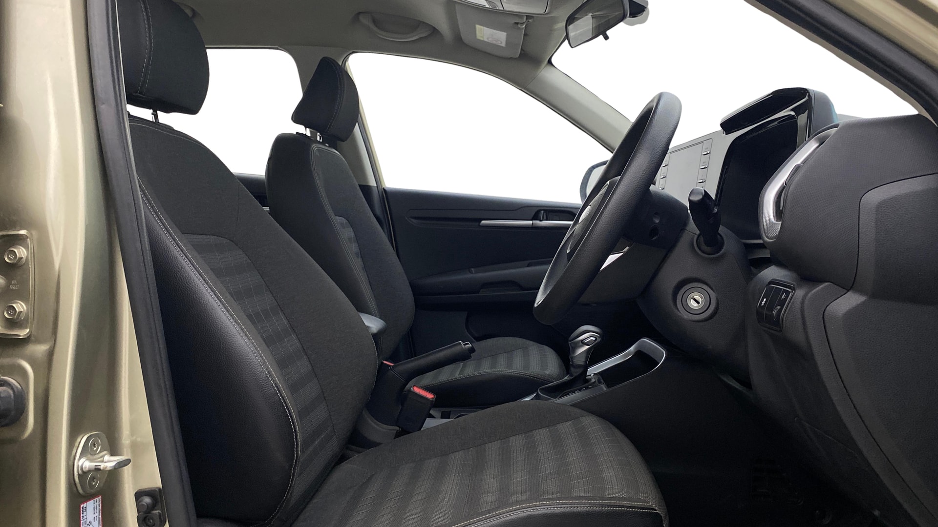View 2020 Kia Sonet HTK Plus DCT Petrol Image 26 Used 2020 Kia Sonet HTK Plus DCT Petrol Image 26