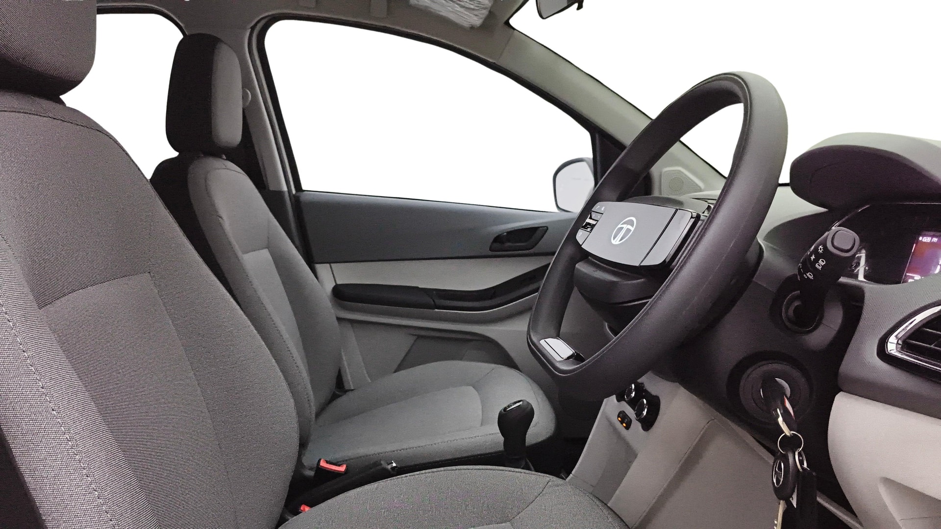 View 2025 Tata Tiago Revotorq XB Image 26 Used 2025 Tata Tiago Revotorq XB Image 26