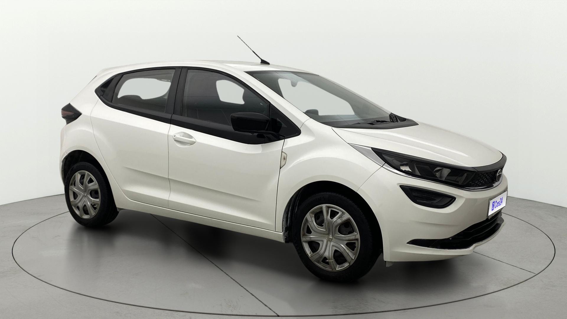 View 2022 Tata Altroz XM Plus Petrol Image 21 Used 2022 Tata Altroz XM Plus Petrol Image 21