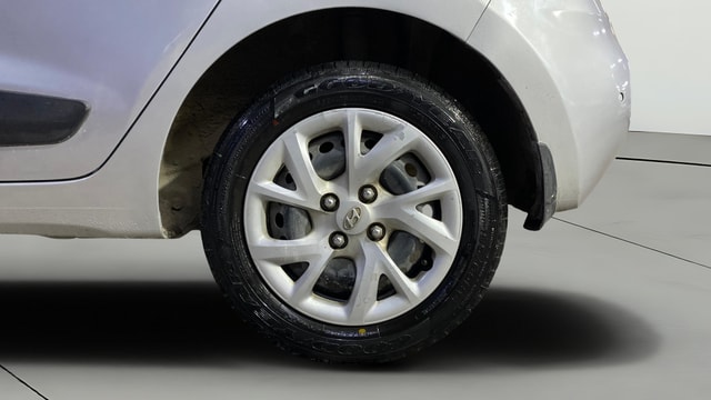 View Hyundai Grand i10 Image 11 Used Hyundai Grand i10 Image 11