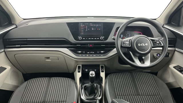 View Kia Carens Image 31 Used Kia Carens Image 31