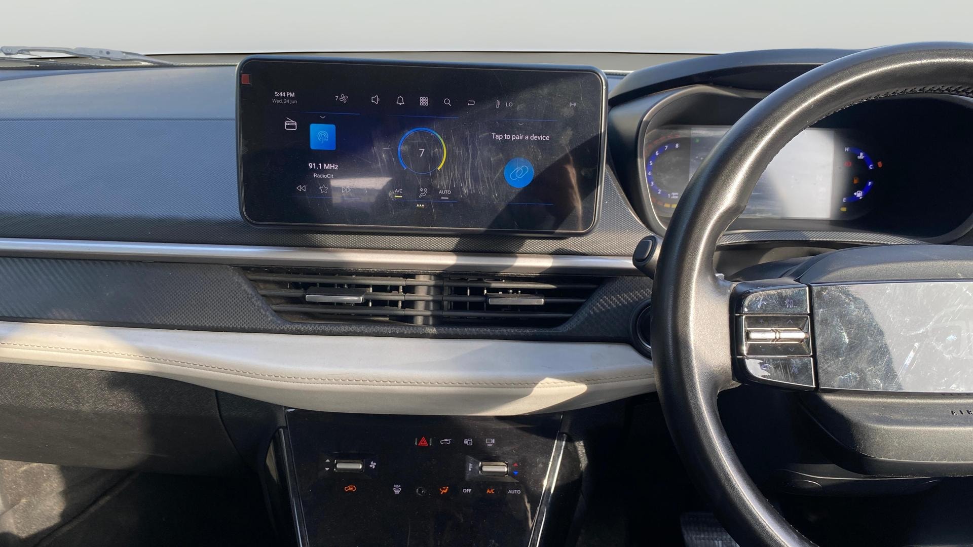 View 2024 Tata Nexon Revotron XE Image 18 Used 2024 Tata Nexon Revotron XE Image 18