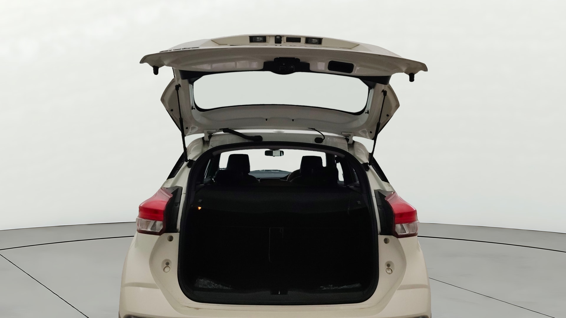 View 2020 Nissan Kicks 1.3 Turbo XV Image 16 Used 2020 Nissan Kicks 1.3 Turbo XV Image 16