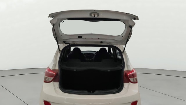 View Hyundai Grand i10 Image 16 Used Hyundai Grand i10 Image 16