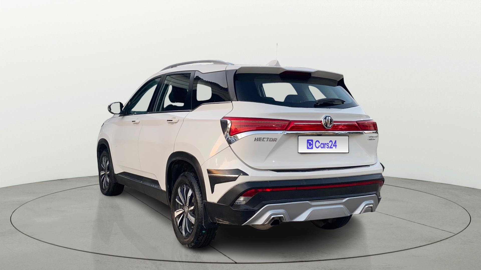 View 2019 MG Hector Sharp Diesel Image 2 Used 2019 MG Hector Sharp Diesel Image 2