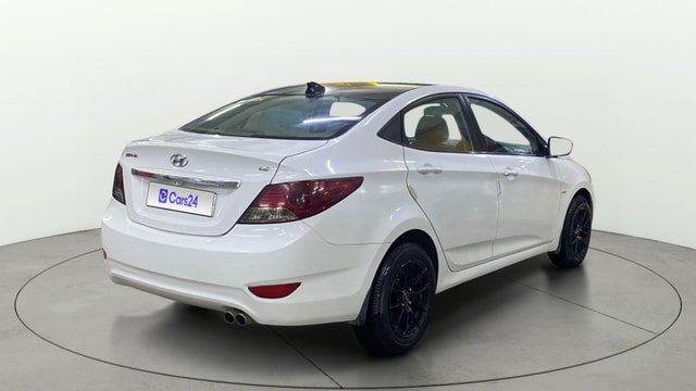 View Hyundai Fluidic Verna Image 43 Used Hyundai Fluidic Verna Image 43