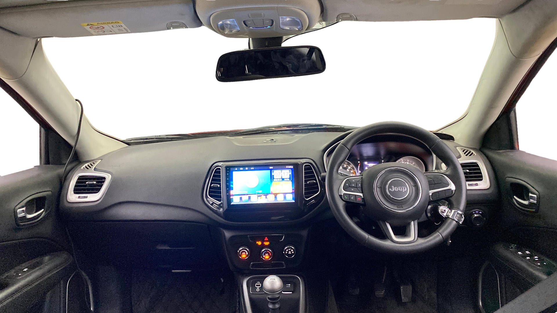 View 2018 Jeep Compass Sport 2.0 Diesel BS IV Image 15 Used 2018 Jeep Compass Sport 2.0 Diesel BS IV Image 15