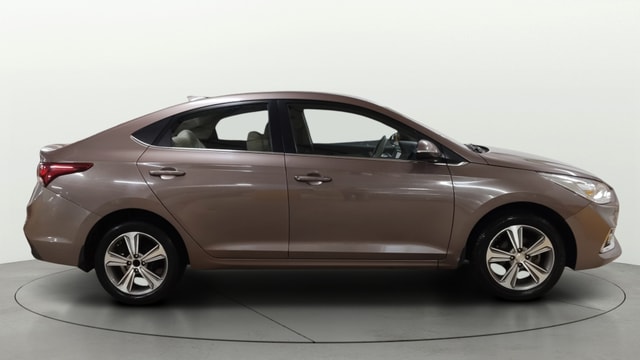 View Hyundai Verna Image 9 Used Hyundai Verna Image 9
