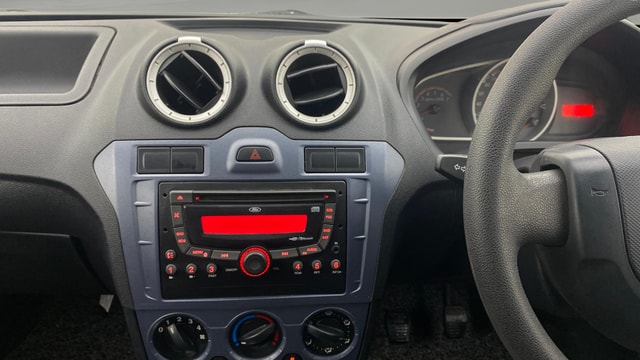 View Ford Figo Image 17 Used Ford Figo Image 17