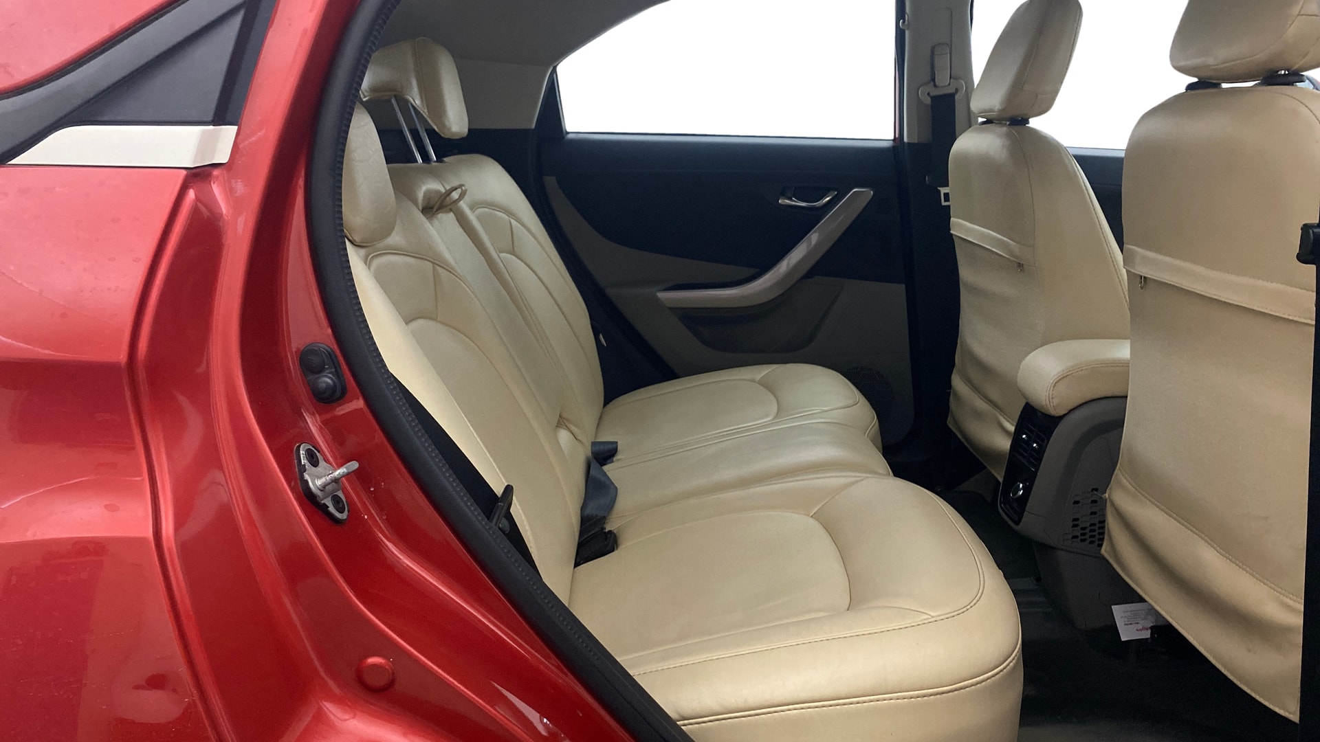 View 2019 Tata Nexon Revotron XE Image 29 Used 2019 Tata Nexon Revotron XE Image 29