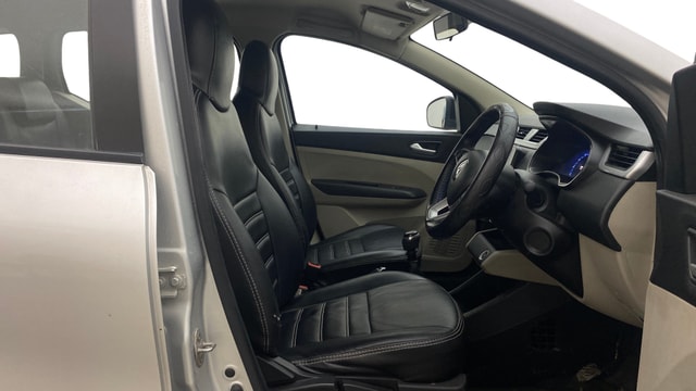 View Renault Triber Image 18 Used Renault Triber Image 18