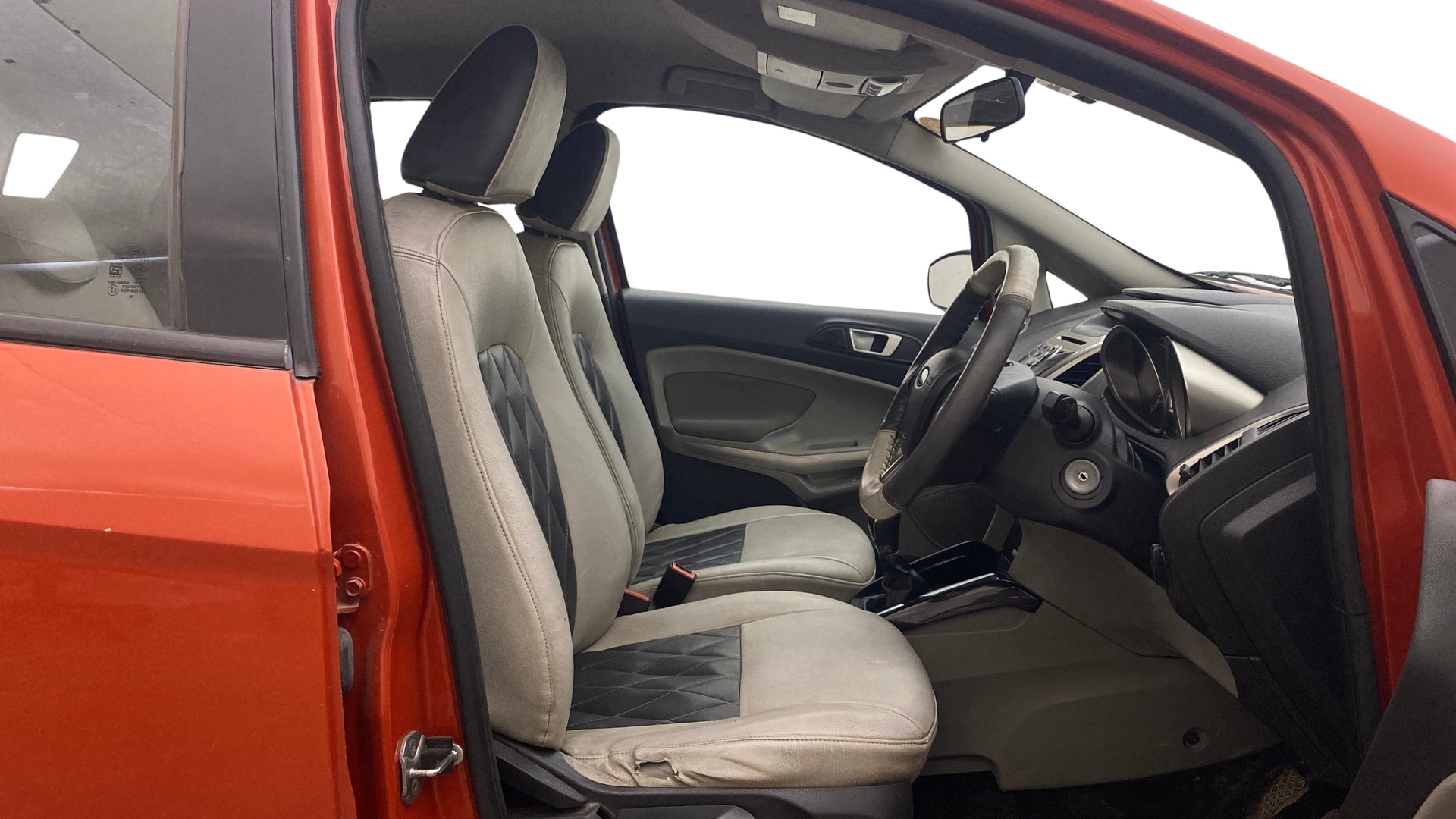 View 2015 Ford EcoSport 1.5 TDCi Diesel Ambiente BS IV Image 25 Used 2015 Ford EcoSport 1.5 TDCi Diesel Ambiente BS IV Image 25