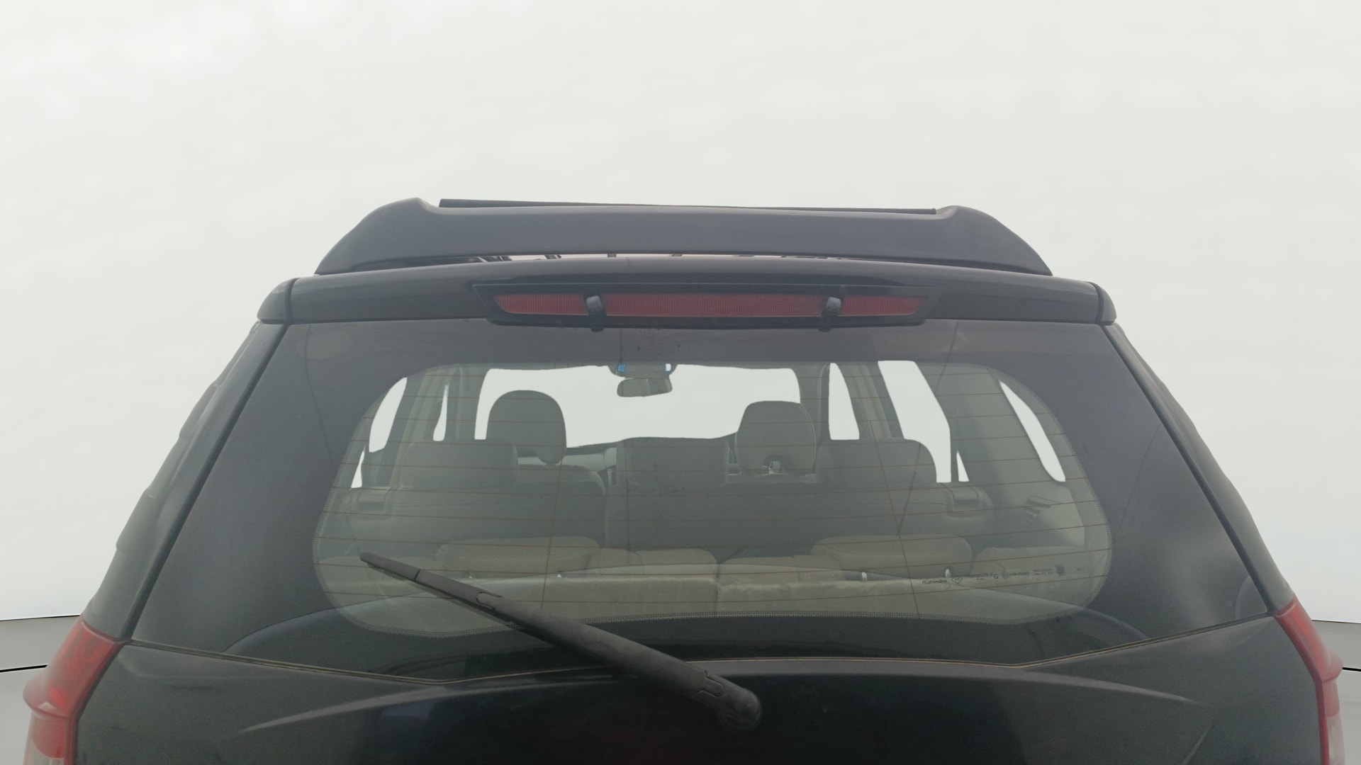 View 2016 Mahindra XUV500 W10 FWD Image 4 Used 2016 Mahindra XUV500 W10 FWD Image 4