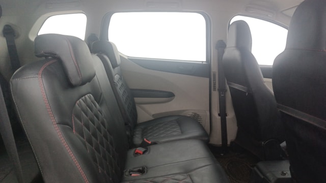 View Renault Triber Image 34 Used Renault Triber Image 34