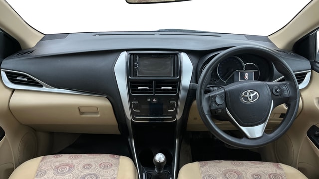 View Toyota Yaris Image 16 Used Toyota Yaris Image 16