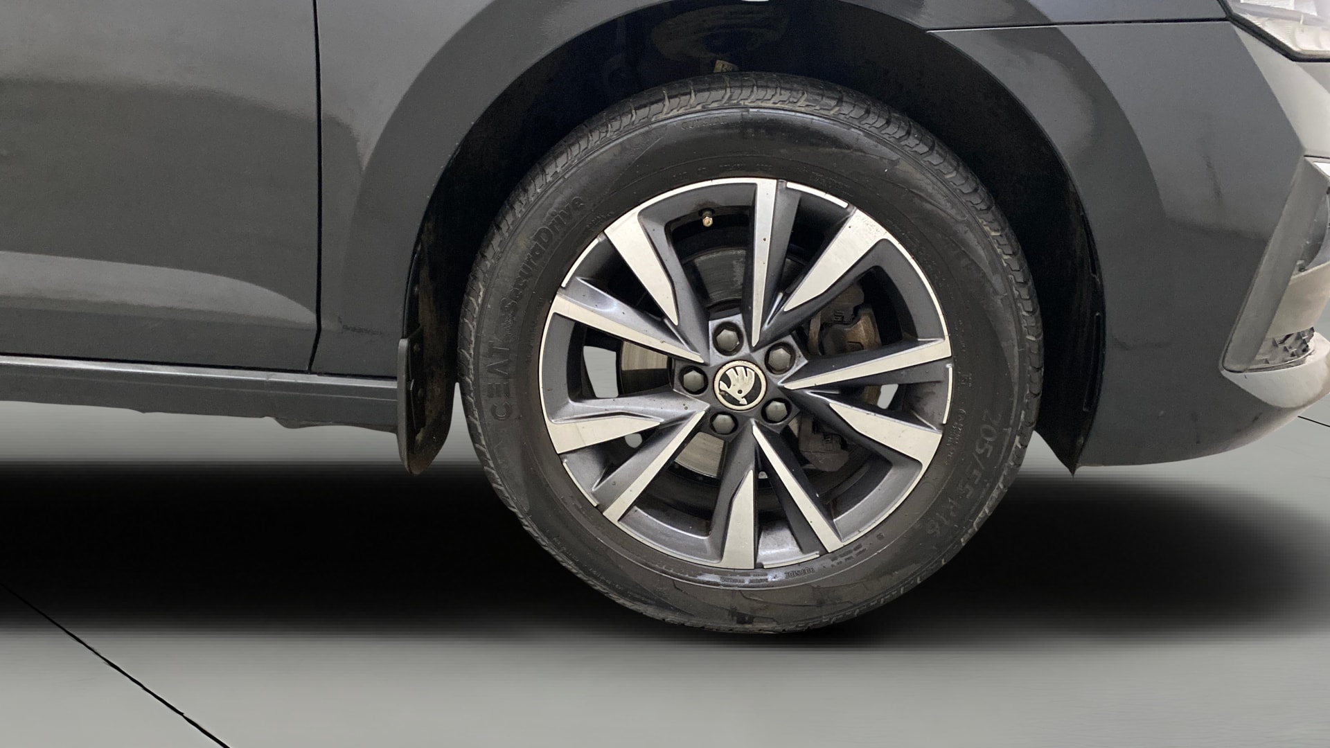 View 2022 Skoda Slavia Ambition 1.0 TSI MT Image 41 Used 2022 Skoda Slavia Ambition 1.0 TSI MT Image 41