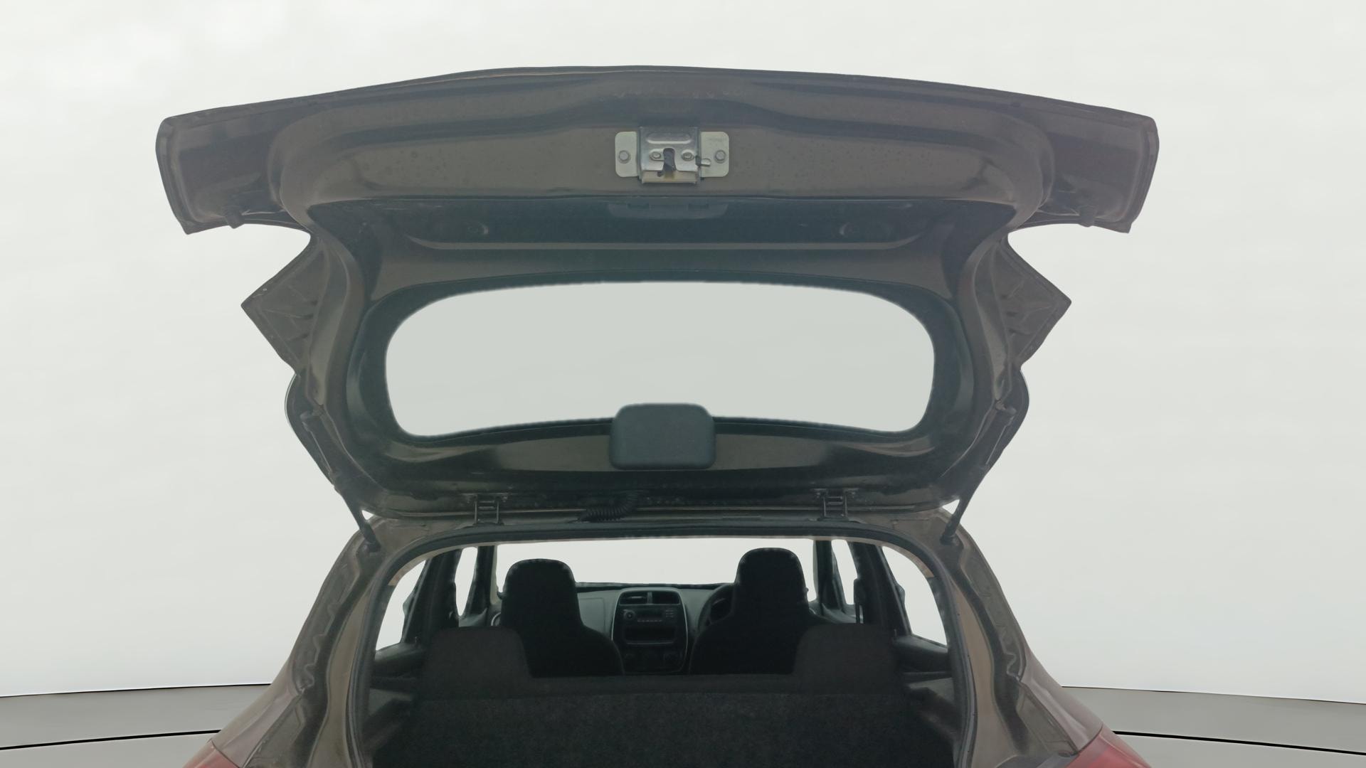 View 2019 Renault Kwid RXL Image 16 Used 2019 Renault Kwid RXL Image 16