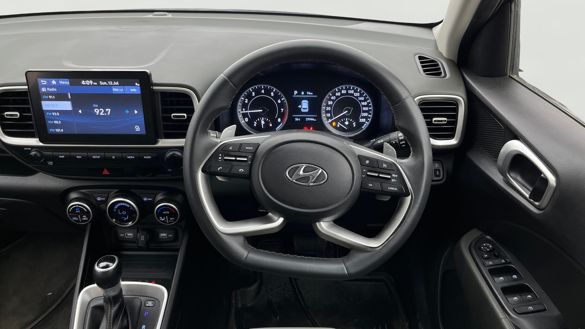 Used 2021 Hyundai Venue Used 2021 Hyundai Venue