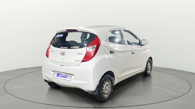 View Hyundai EON Image 41 Used Hyundai EON Image 41