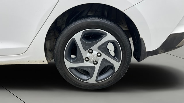 View Hyundai Verna Image 11 Used Hyundai Verna Image 11