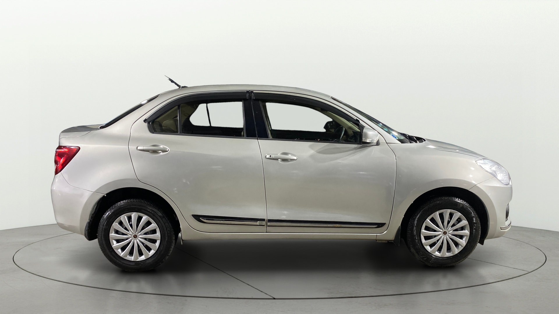 View 2017 Maruti Suzuki 1000 Base Variant Image 8 Used 2017 Maruti Suzuki 1000 Base Variant Image 8