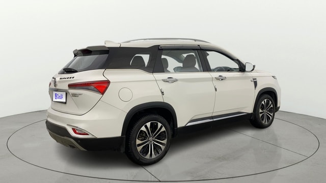 View MG Hector Plus Image 48 Used MG Hector Plus Image 48