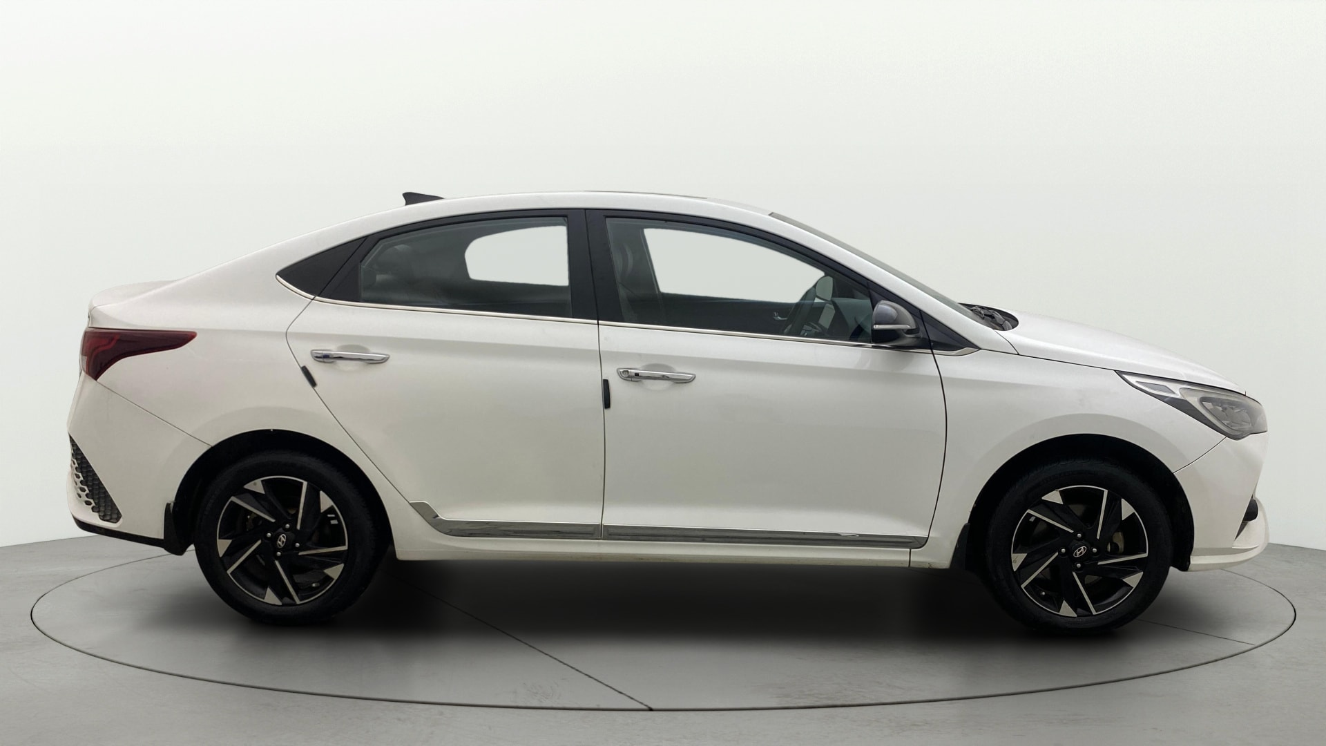 Used 2022 Hyundai Verna Used 2022 Hyundai Verna